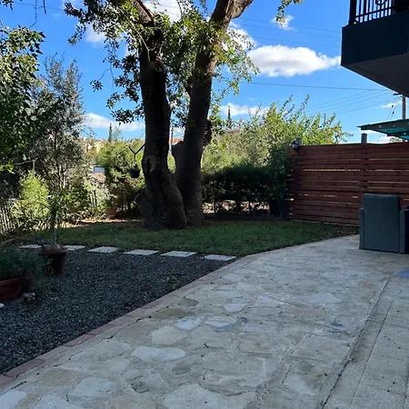Appartamento With Garden *